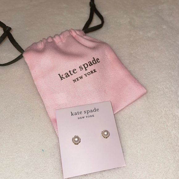 kate spade Jewelry - New pearl stud earrings from Kate Spade